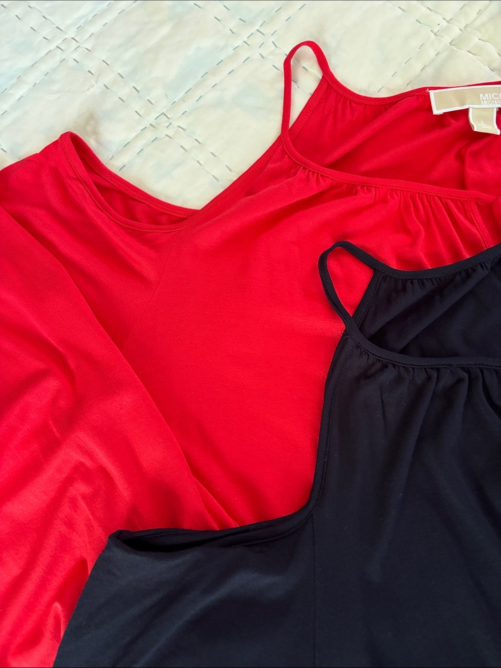 Two Michael Kors cold shoulder tops * red & black * sz L * - Picture 6 of 9